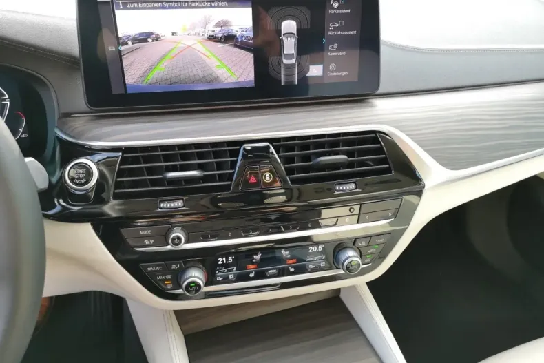 BMW 540 din 2022 cu 71.482 km - oferta BMW104891 - foto 14