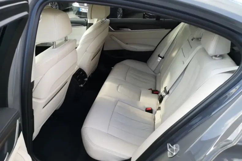 BMW 540 din 2022 cu 71.482 km - oferta BMW104891 - foto 16