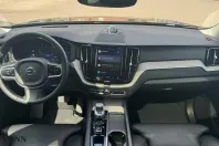 Volvo XC60 din 2022 cu 74.500 km - oferta VOL104895 - foto 8