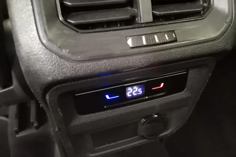 Volkswagen Tiguan Allspace din 2023 cu 57.850 km - oferta VOL104896 - foto 11