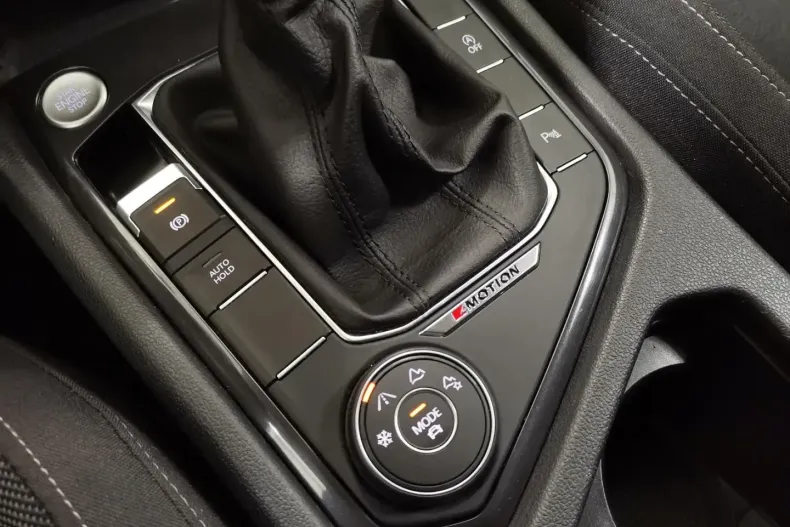 Volkswagen Tiguan Allspace din 2023 cu 57.850 km - oferta VOL104896 - foto 13