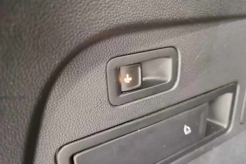 Volkswagen Tiguan Allspace din 2023 cu 57.850 km - oferta VOL104896 - foto 25