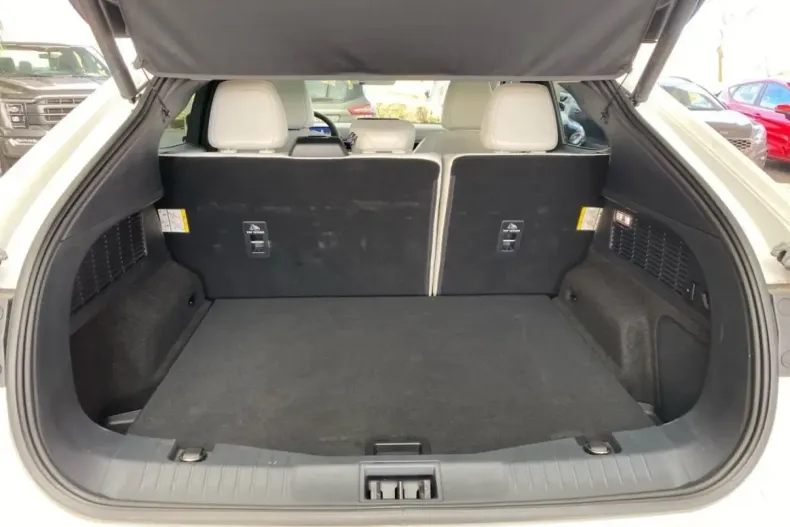 Ford Mustang Mach-E din 2022 cu 33.000 km - oferta FOR104904 - foto 8