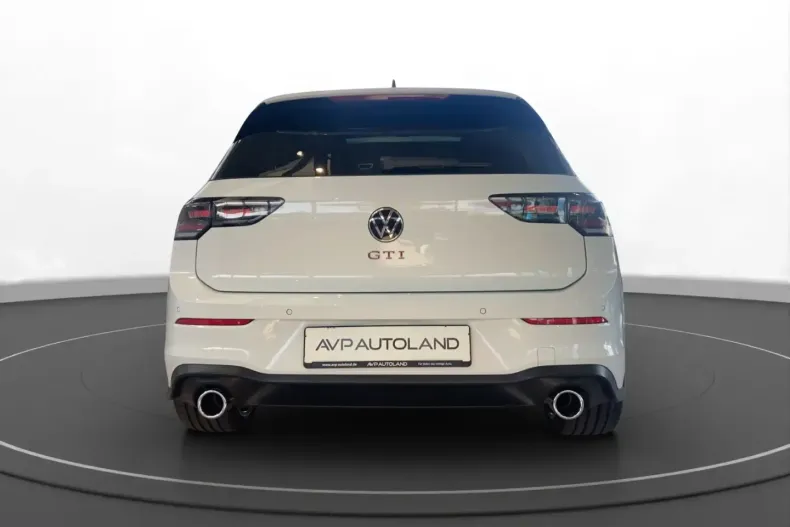 Volkswagen Golf din 2024 cu 12.410 km - oferta VOL104914 - foto 6