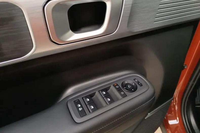 Hyundai SANTA FE din 2024 cu 8.200 km - oferta HYU104925 - foto 14