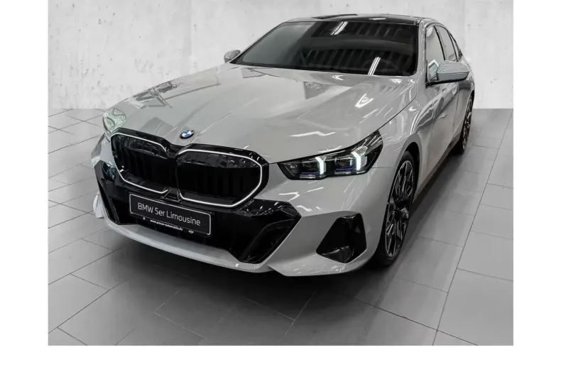 BMW 520 din 2025 cu 5 km - oferta BMW104932 - foto 1