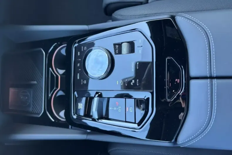 BMW 530 din 2025 cu 1 km - oferta BMW104939 - foto 5