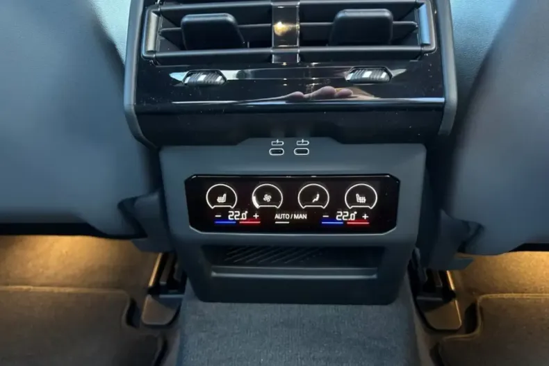 BMW 530 din 2025 cu 1 km - oferta BMW104939 - foto 6