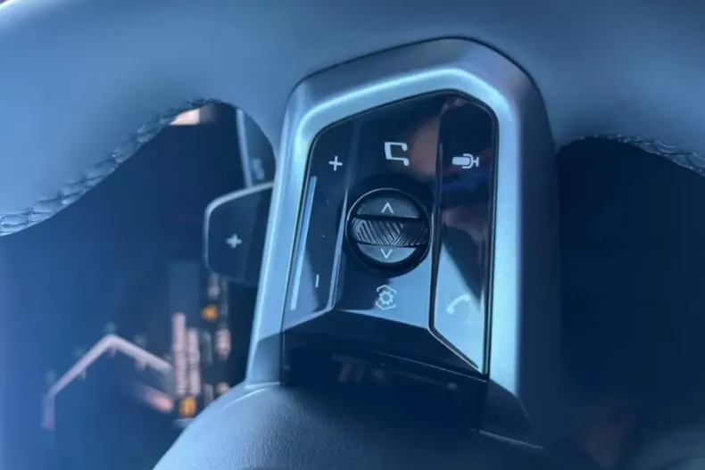 BMW 530 din 2025 cu 1 km - oferta BMW104939 - foto 9