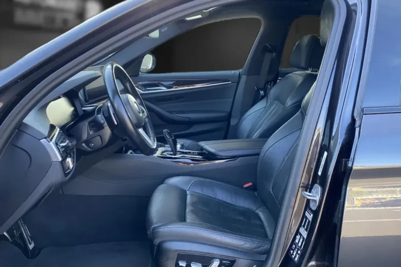 BMW 530 din 2023 cu 99.953 km - oferta BMW104949 - foto 12