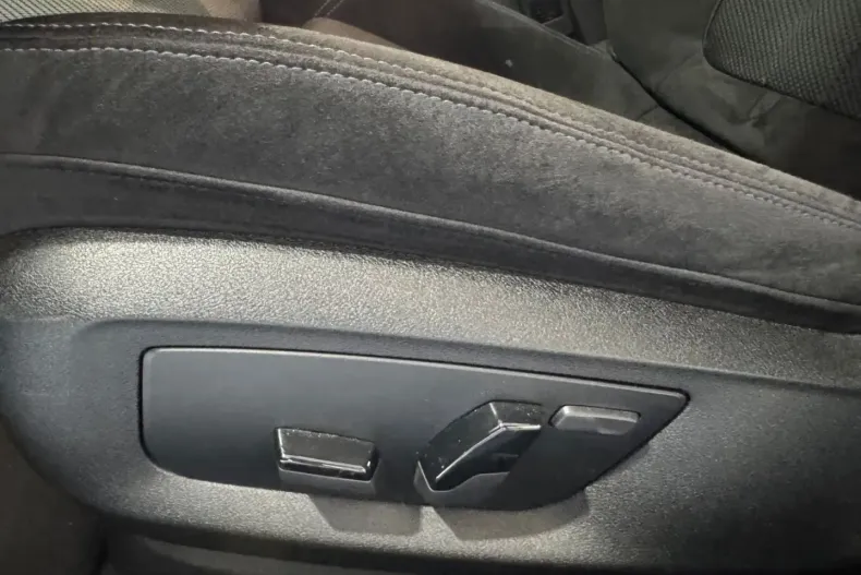 BMW 530 din 2021 cu 93.843 km - oferta BMW104954 - foto 25