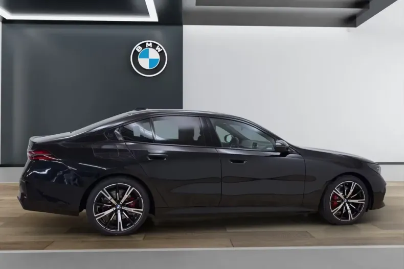 BMW 520 din 2025 cu 5 km - oferta BMW104955 - foto 2