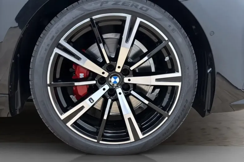 BMW 520 din 2025 cu 5 km - oferta BMW104955 - foto 3