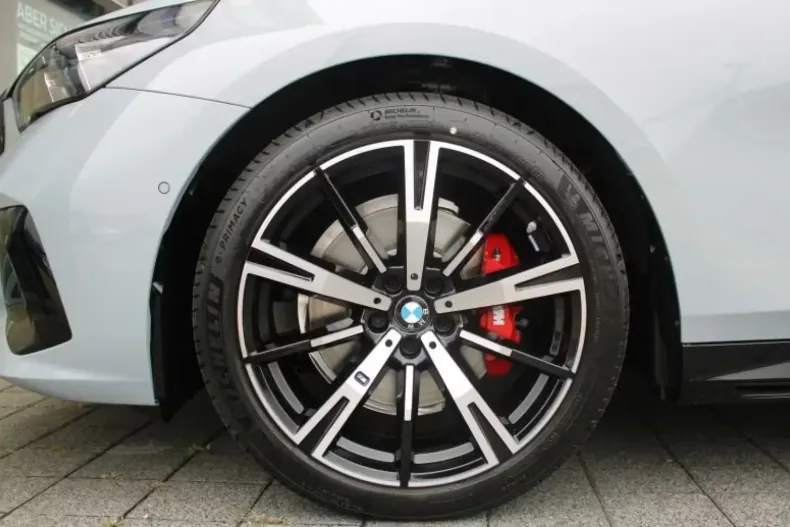 BMW 520 din 2025 cu 5 km - oferta BMW104957 - foto 2