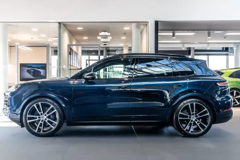 Porsche Cayenne din 2023 cu 35.173 km - oferta POR104969 - foto 2