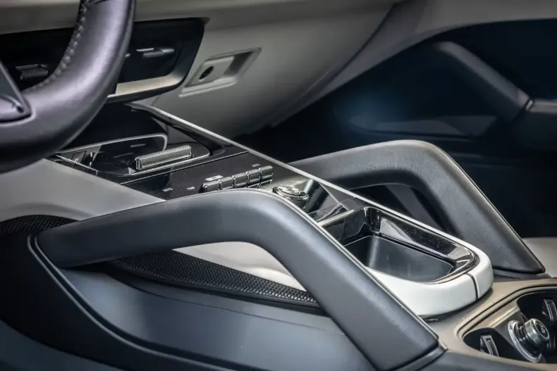 Porsche Cayenne din 2023 cu 35.173 km - oferta POR104969 - foto 8