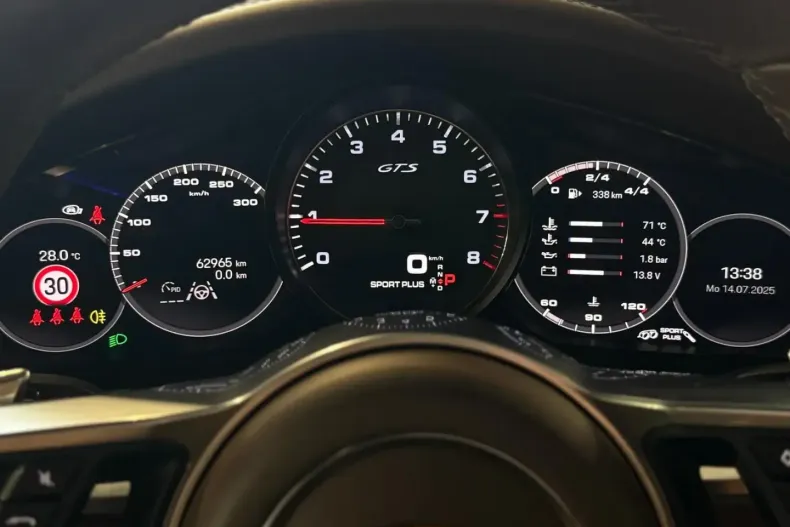 Porsche Cayenne din 2023 cu 62.000 km - oferta POR104974 - foto 14