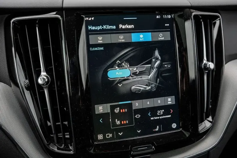 Volvo XC60 din 2024 cu 18.910 km - oferta VOL104989 - foto 14