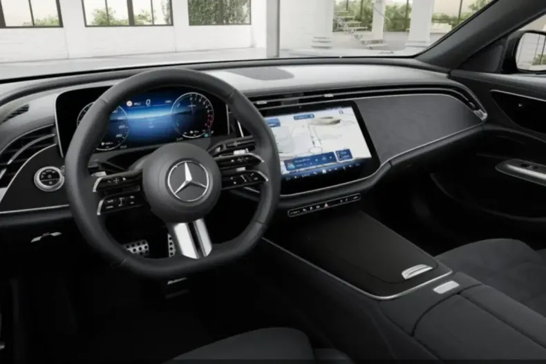 Mercedes-Benz E 300 din 2024 cu 10.916 km - oferta MER104998 - foto 3