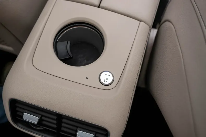 Mercedes-Benz GLS 350 din 2021 cu 89.000 km - oferta MER105004 - foto 40