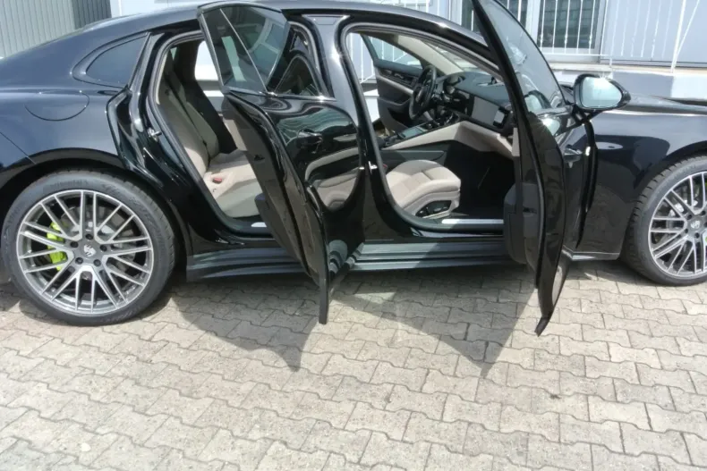 Porsche Panamera din 2024 cu 4.999 km - oferta POR105033 - foto 9