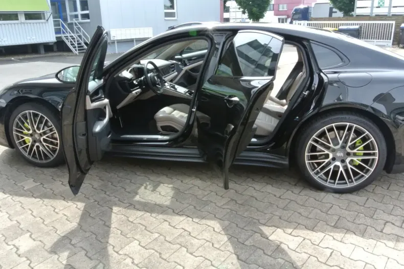 Porsche Panamera din 2024 cu 4.999 km - oferta POR105033 - foto 10