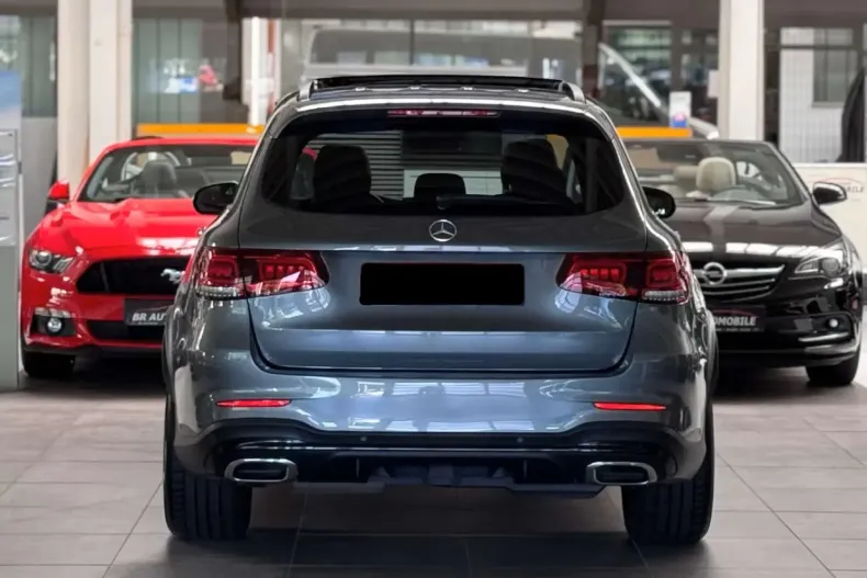 Mercedes-Benz GLC 300 din 2020 cu 56.900 km - oferta MER105042 - foto 5