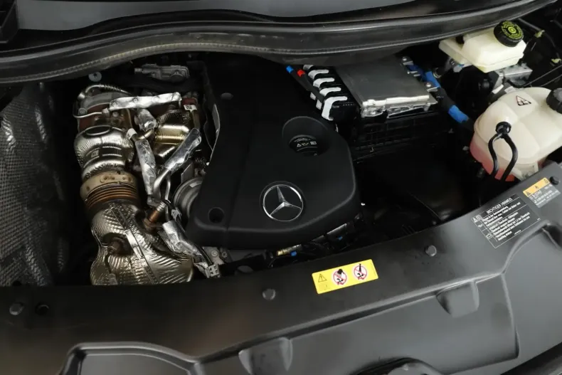 Mercedes-Benz V 300 din 2023 cu 49.500 km - oferta MER105045 - foto 8