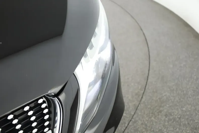 Mercedes-Benz V 300 din 2023 cu 49.500 km - oferta MER105045 - foto 23