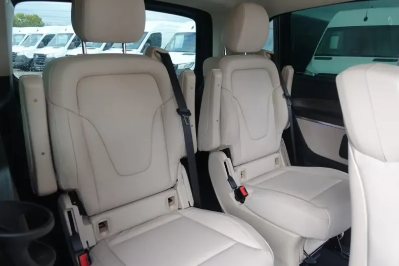 Mercedes-Benz V 300 din 2024 cu 24.318 km - oferta MER105046 - foto 14