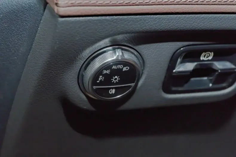 Mercedes-Benz EQS din 2024 cu 22.713 km - oferta MER105054 - foto 12