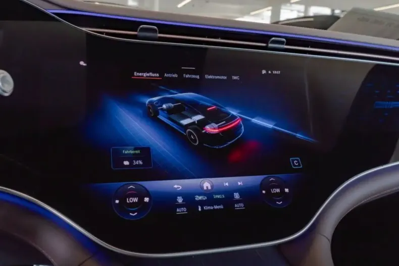 Mercedes-Benz EQS din 2024 cu 22.713 km - oferta MER105054 - foto 23