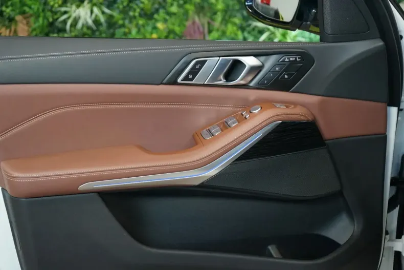 BMW X7 din 2023 cu 23.424 km - oferta BMW105075 - foto 9