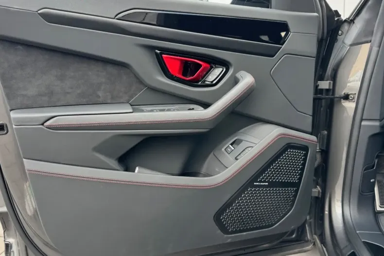 Lamborghini Urus din 2023 cu 82.800 km - oferta LAM105080 - foto 12