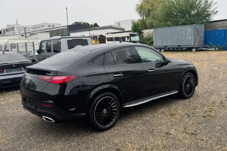 Mercedes-Benz GLC 200 din 2024 cu 4.800 km - oferta MER105084 - foto 3