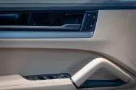 Porsche Cayenne din 2025 cu 8.950 km - oferta POR105093 - foto 9