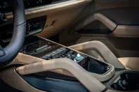 Porsche Cayenne din 2025 cu 8.950 km - oferta POR105093 - foto 18