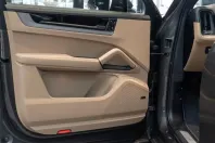 Porsche Cayenne din 2025 cu 8.950 km - oferta POR105093 - foto 20