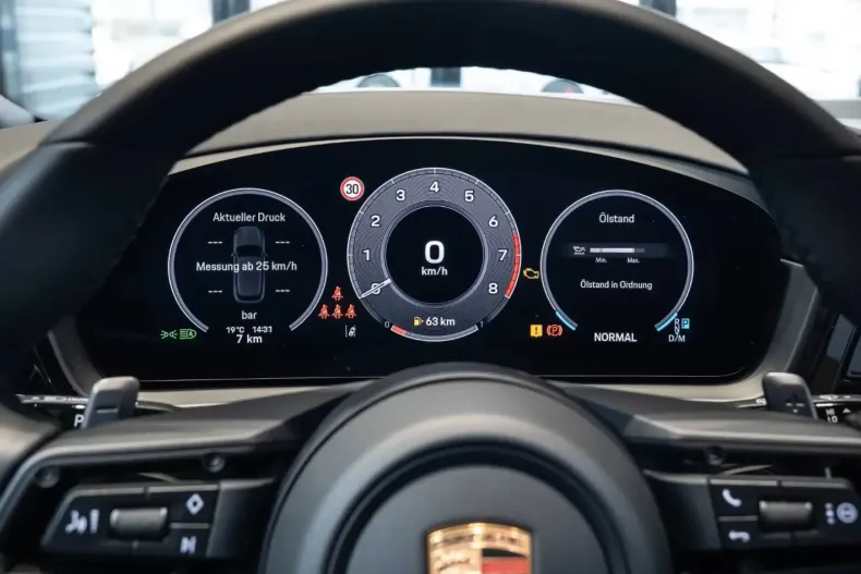 Porsche Cayenne din 2025 cu 8.950 km - oferta POR105093 - foto 23