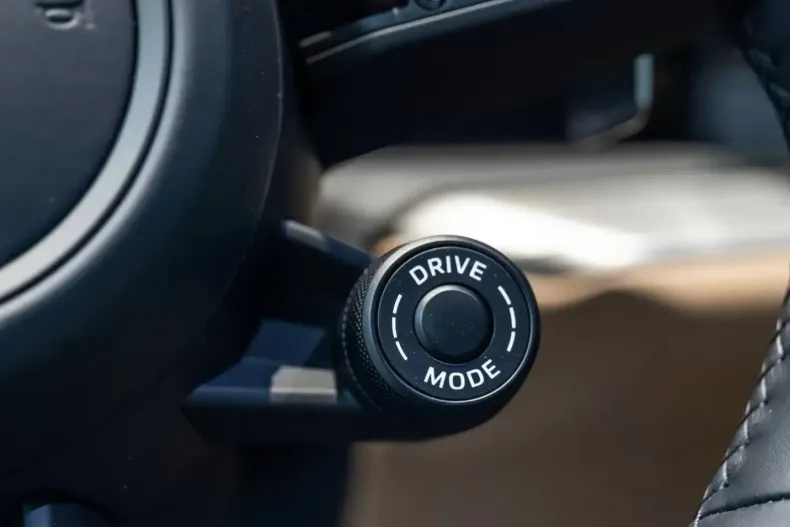 Porsche Cayenne din 2025 cu 8.950 km - oferta POR105093 - foto 25