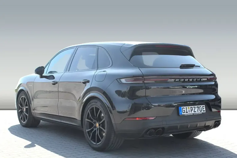 Porsche Cayenne din 2024 cu 20.000 km - oferta POR105095 - foto 7