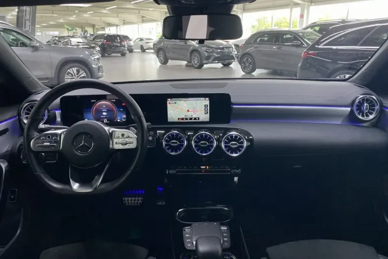 Mercedes-Benz CLA 250 din 2020 cu 66.022 km - oferta MER105103 - foto 7