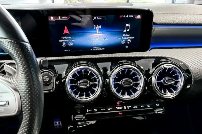 Mercedes-Benz CLA 250 din 2021 cu 92.500 km - oferta MER105105 - foto 12