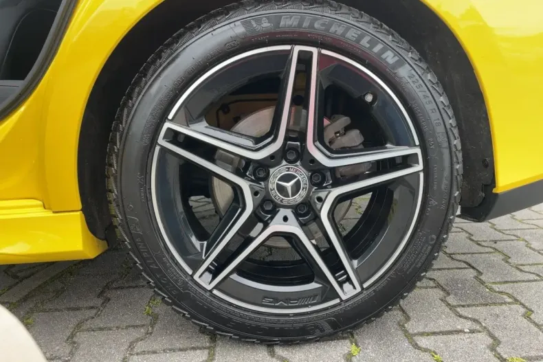 Mercedes-Benz CLA 200 din 2020 cu 86.200 km - oferta MER105106 - foto 11