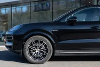 Porsche Cayenne din 2024 cu 14.586 km - oferta POR105114 - foto 3