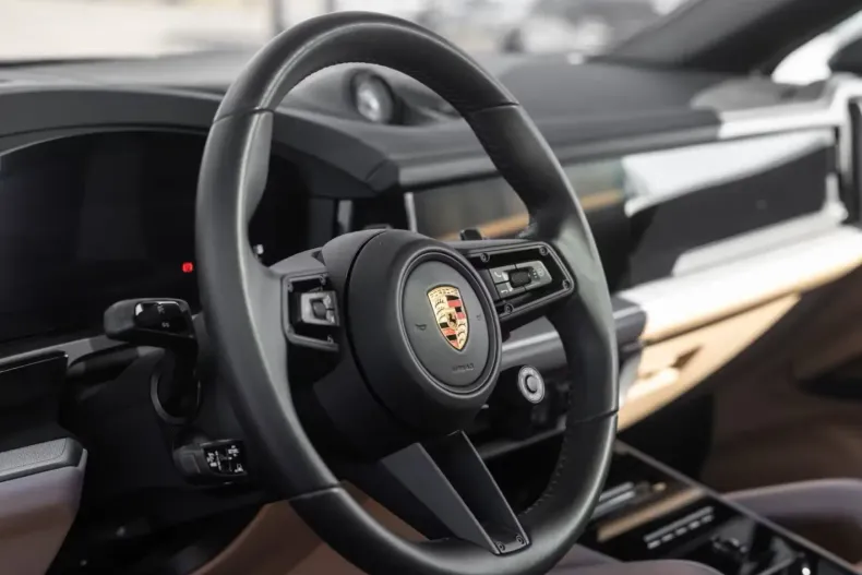 Porsche Cayenne din 2024 cu 14.586 km - oferta POR105114 - foto 19