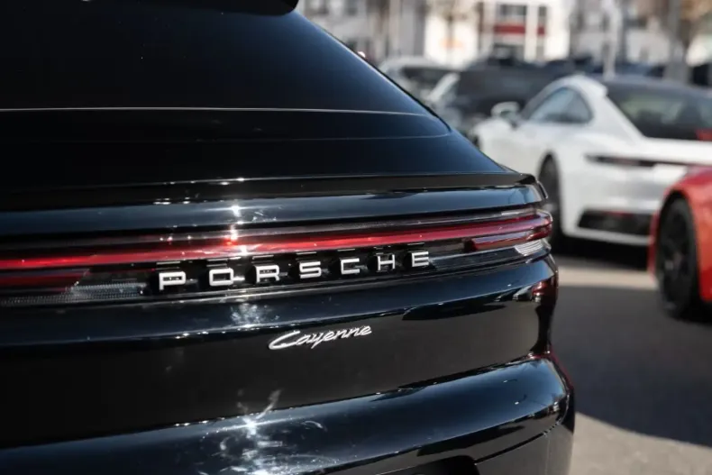 Porsche Cayenne din 2024 cu 14.586 km - oferta POR105114 - foto 22