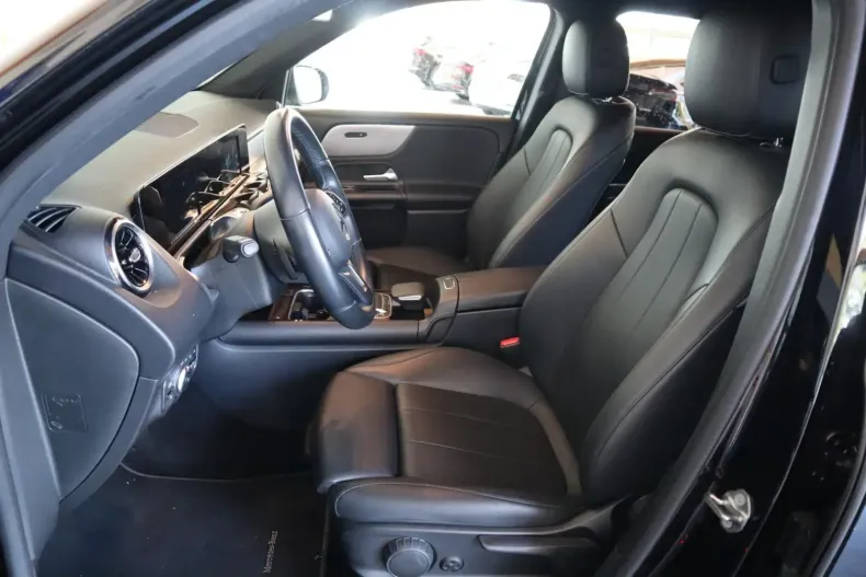 Mercedes-Benz GLB 200 din 2020 cu 89.545 km - oferta MER105116 - foto 9