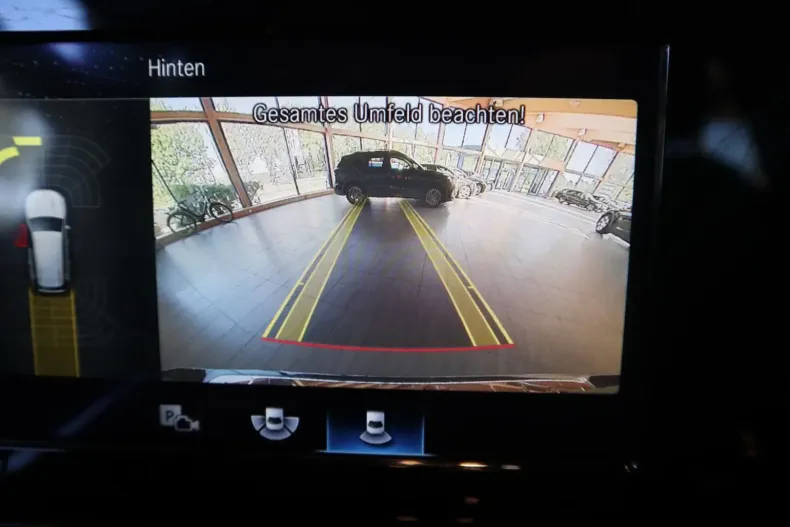 Mercedes-Benz GLB 200 din 2020 cu 89.545 km - oferta MER105116 - foto 14