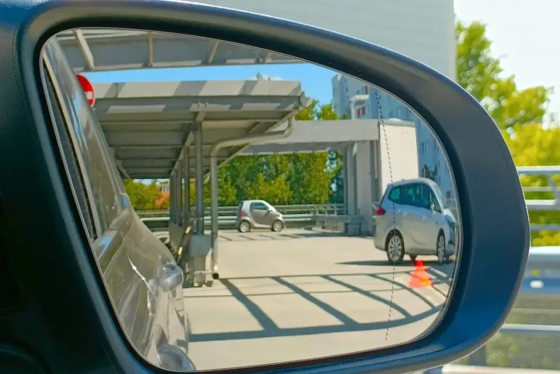 Mercedes-Benz GLB 200 din 2021 cu 96.000 km - oferta MER105119 - foto 6